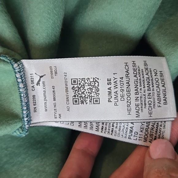 NWT Puma Green Floral Relaxed Fit Sweatshirt Size Large - Picture 10 of 11